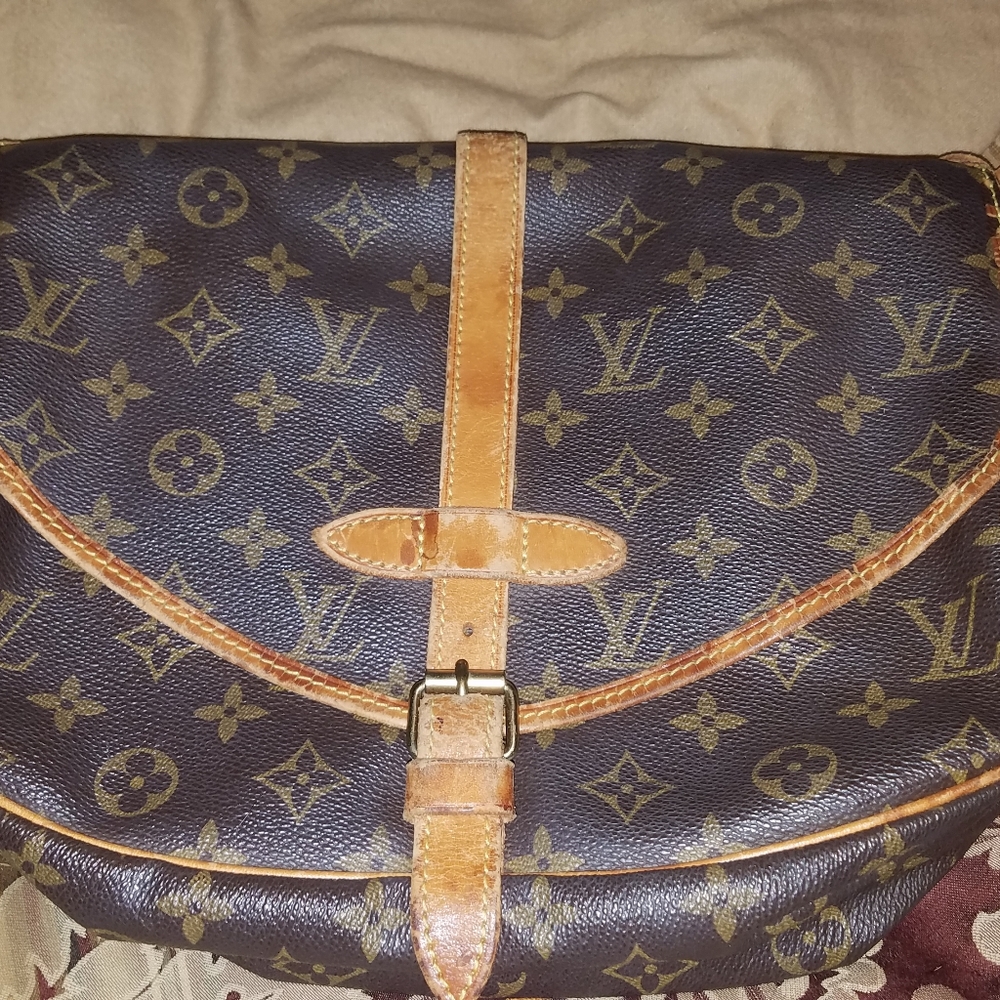 COPY - Louis Vuitton Saumur
